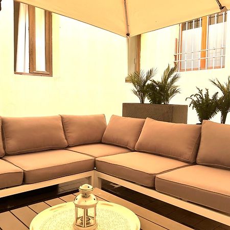 Indipendenza Luxury Apartments Bolonha Exterior foto
