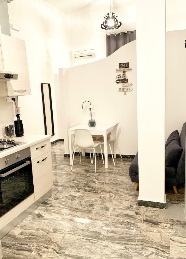 Indipendenza Luxury Apartments Bolonha Exterior foto